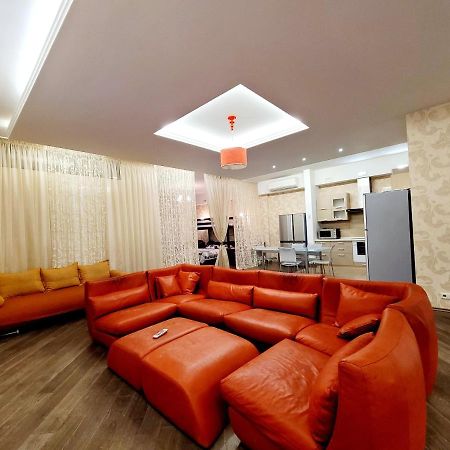 Arcadia Apartments Odessa Eksteriør billede