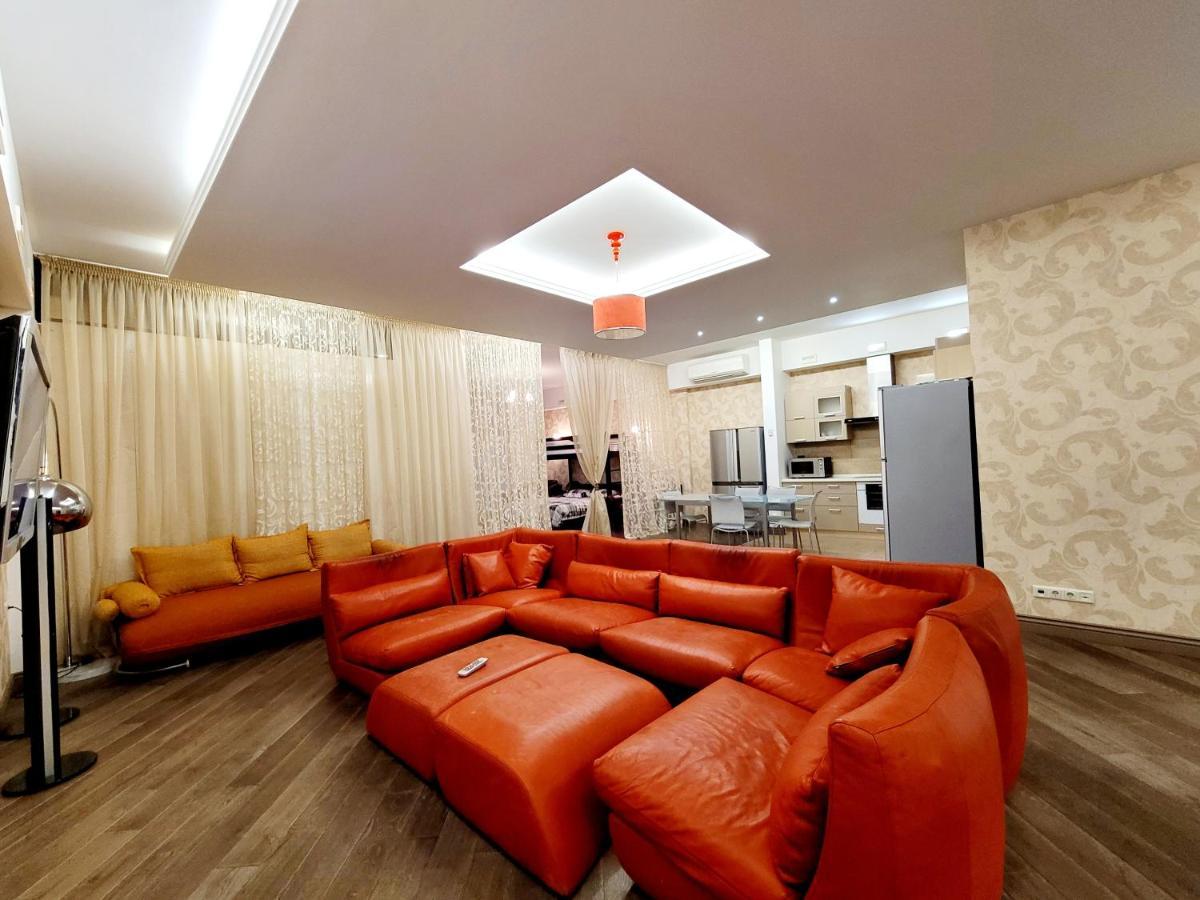 Arcadia Apartments Odessa Eksteriør billede