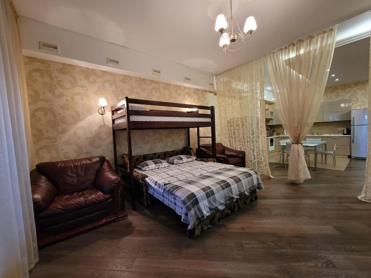 Arcadia Apartments Odessa Eksteriør billede